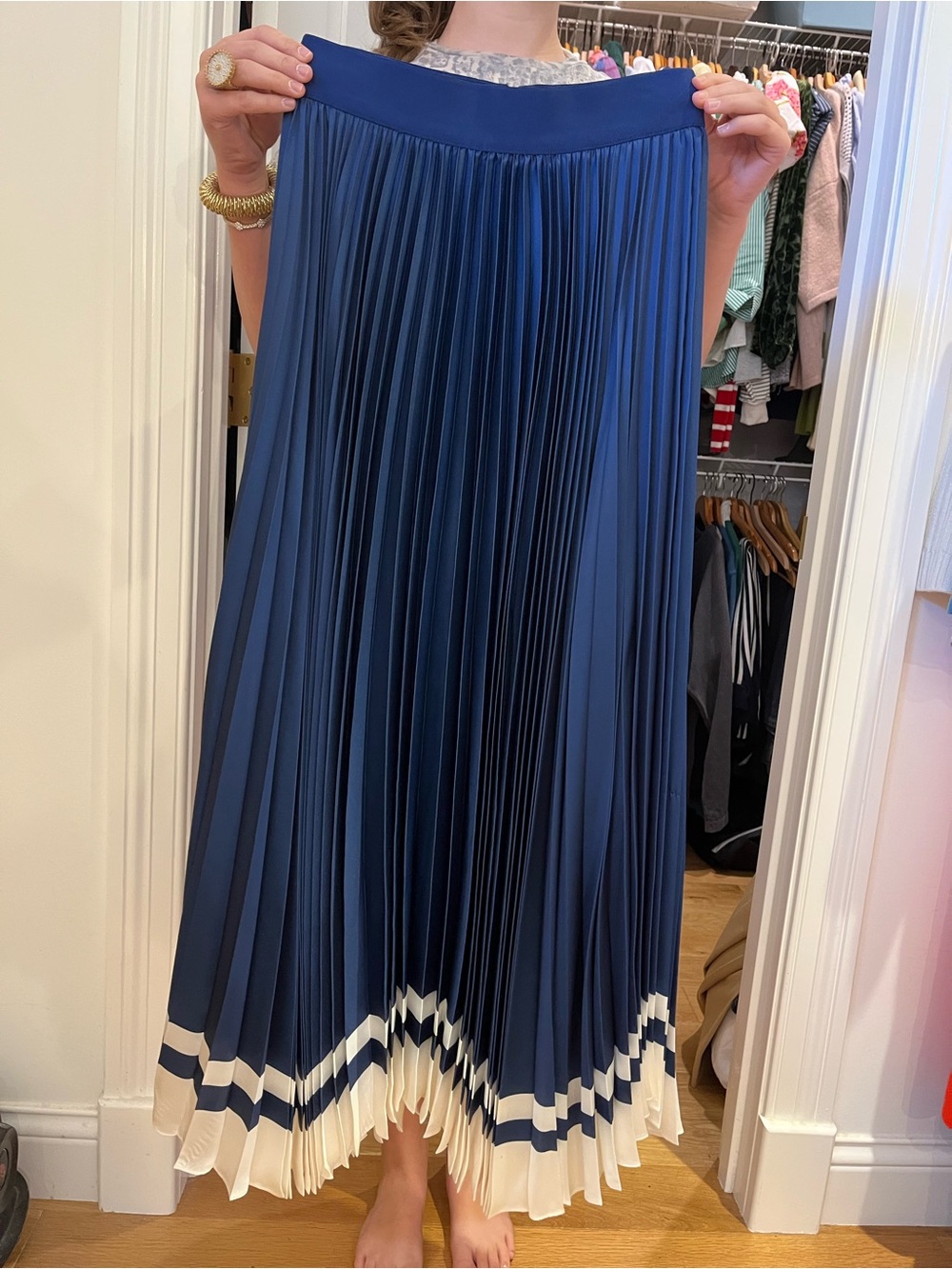 Alice + Olivia Navy Maxi Pleated Skirt with White Striped Hem